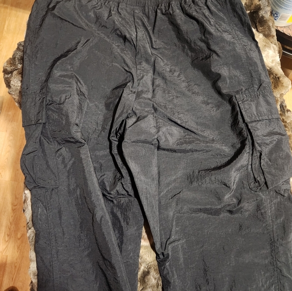 Women's Nike Black Windbreaker Jogger Pants Size M With Pink Drawstring - Picture 9 of 9